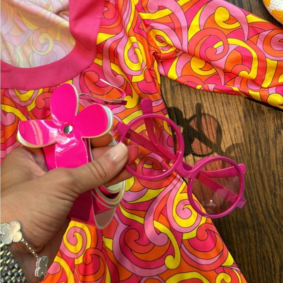 Box of Costumes - Picture 3 of 14